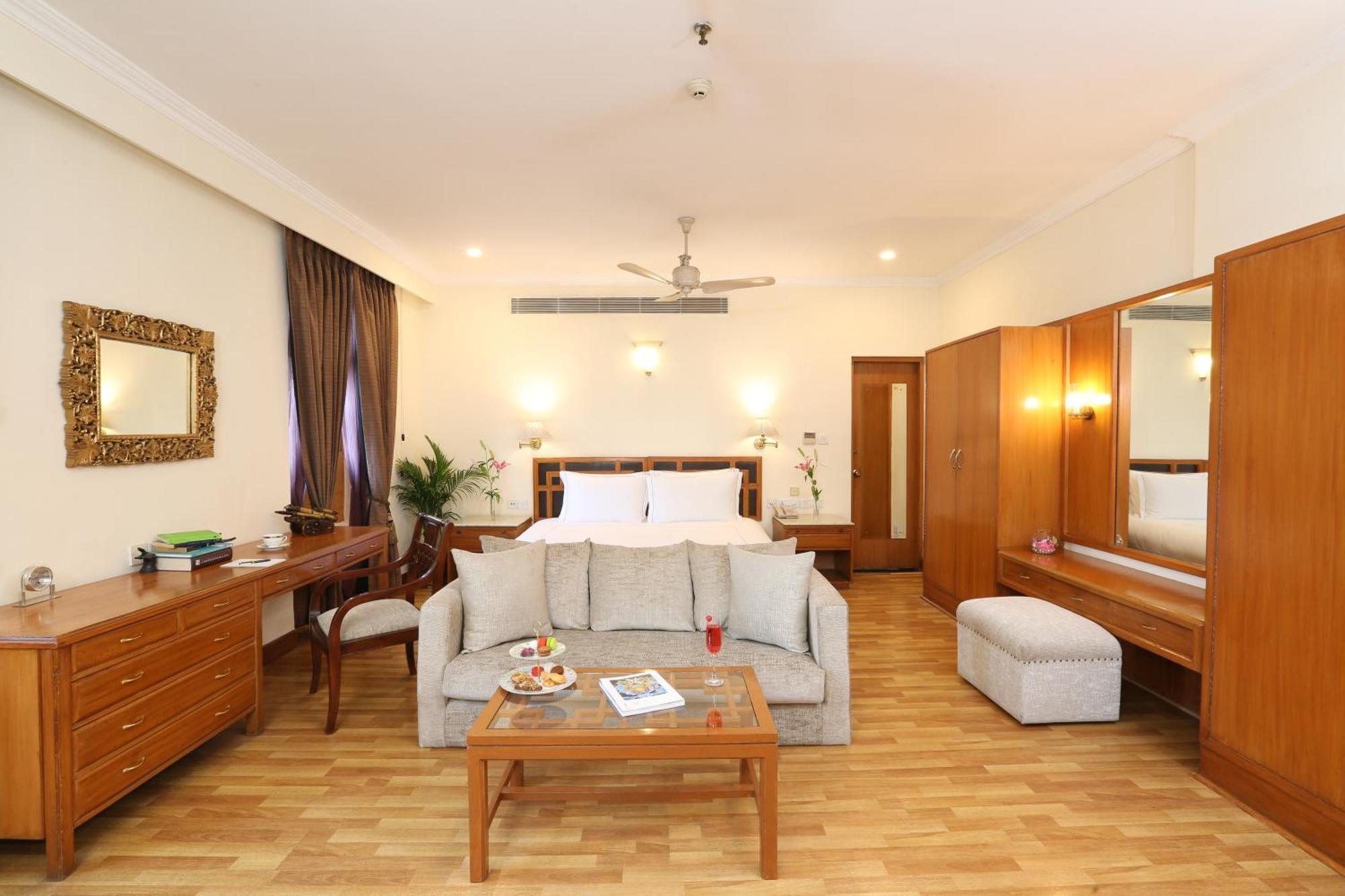 Ambassador, New Delhi - Ihcl Seleqtions Hotel Eksteriør billede