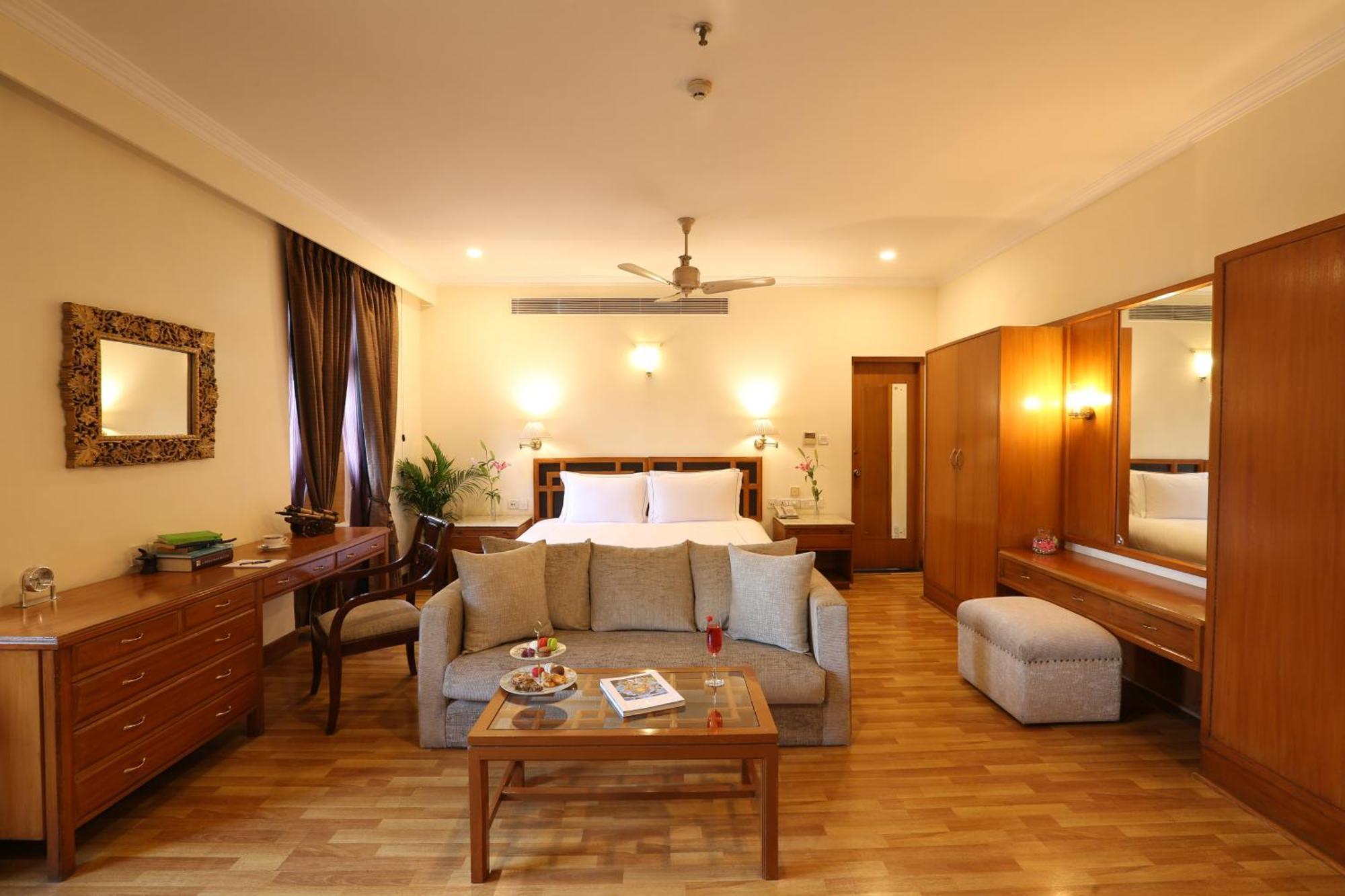 Ambassador, New Delhi - Ihcl Seleqtions Hotel Eksteriør billede