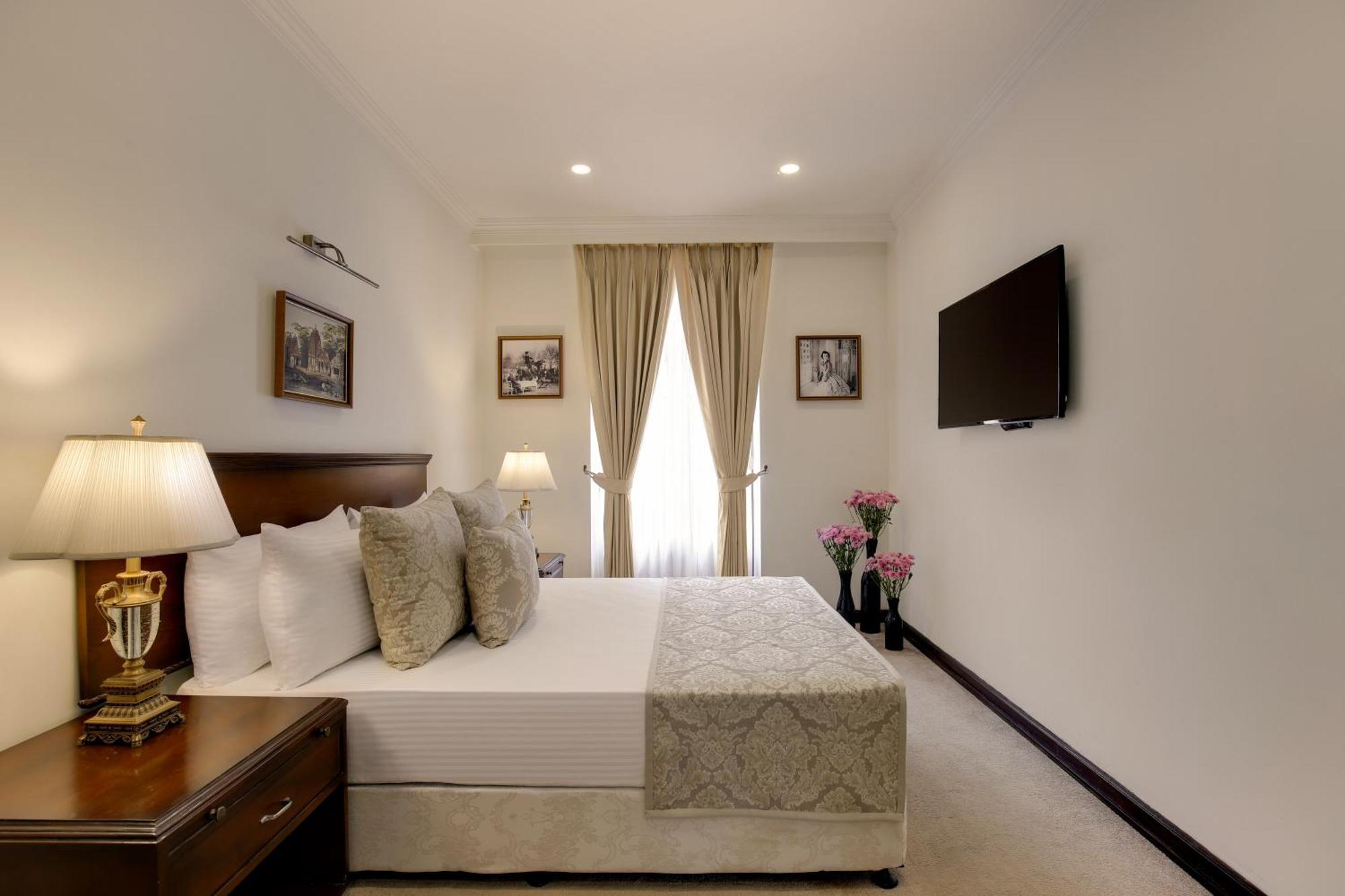 Ambassador, New Delhi - Ihcl Seleqtions Hotel Eksteriør billede A bedroom at the hotel